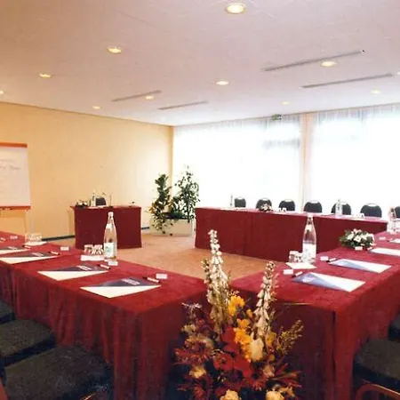 Zenitude Alpexpo Отель 3*