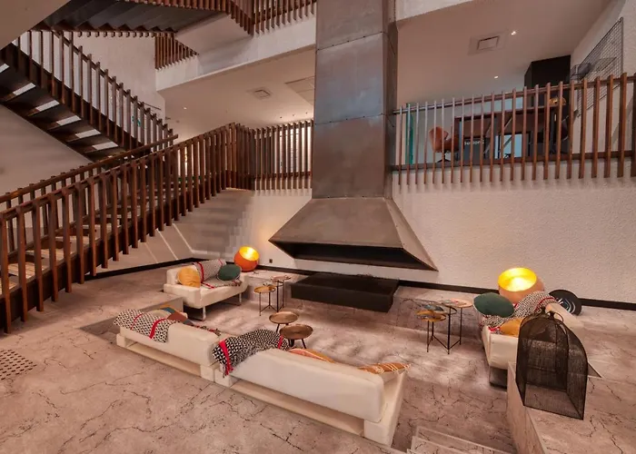 ホテル Zenitude Alpexpo