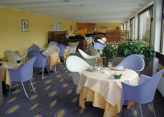 Zenitude Alpexpo 3* グルノーブル