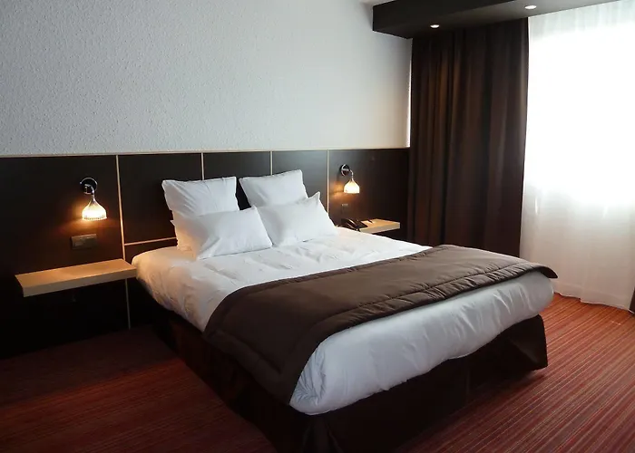 Zenitude Alpexpo 3* グルノーブル